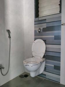 Common Bathroom Image of 350 Sq.ft 1 BHK Apartment / Flat for rent in Crown Lodha Quality Home Tower 2, Thane West Thane for Rs. 35000