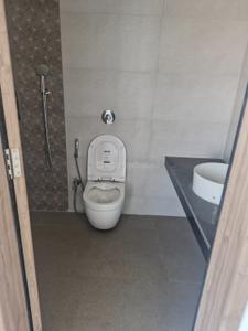 Bathroom Image of 1795 Sq.ft 3 BHK Apartment / Flat for sale in Venkatesh Skydale, Hingne Khurd Pune for Rs. 25125111