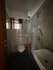 Bathroom Image of 550 Sq.ft 1 BHK Apartment / Flat for sale in Conwood Astoria, Goregaon East Mumbai for Rs. 15000000