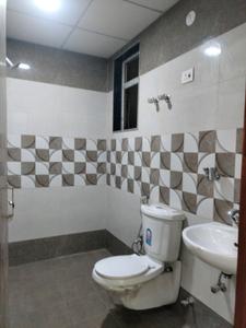 Common Bathroom Image of 877 Sq.ft 2 BHK Builder Floor for sale in Uniwest Arcade Homes, Sector 102 Noida for Rs. 5750000