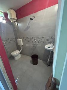 Bathroom Image of 1450 Sq.ft 3 BHK Apartment / Flat for rent in Bilasi Town Deoghar for Rs. 14000
