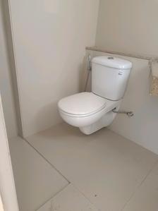 Common Bathroom Image of 1650 Sq.ft 3 BHK Apartment / Flat for sale in Emaar Gurgaon Greens, Sector 102 Gurgaon for Rs. 17000000