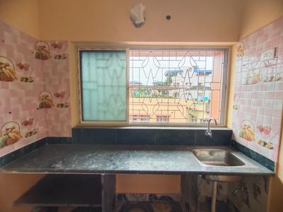 Kitchen Image of 645 Sq.ft 2 BHK Apartment / Flat for sale in Parnasree Pally Kolkata for Rs. 2500000