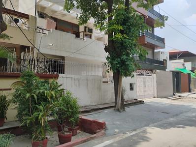 Image of RoomSoom Pg Available For Boys in Sector 32, Noida