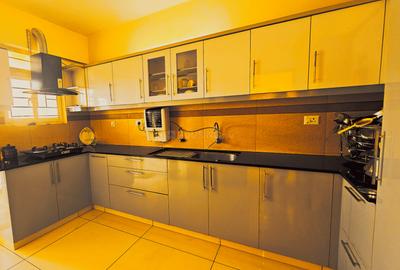 Kitchen Image of 2200 Sq.ft 3 BHK Villa for rent in Maradu Kochi for Rs. 52000