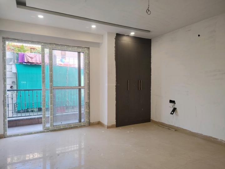 SK Building Main Image 1