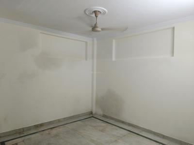 Bedroom Image of 1100 Sq.ft 3 BHK Builder Floor for sale in Kalkaji New Delhi for Rs. 6500000