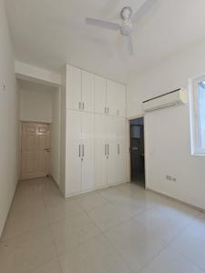 Bedroom Image of 3600 Sq.ft 4.5 BHK Builder Floor for rent in Emaar Emerald Hill, Sector 65 Gurgaon for Rs. 74000