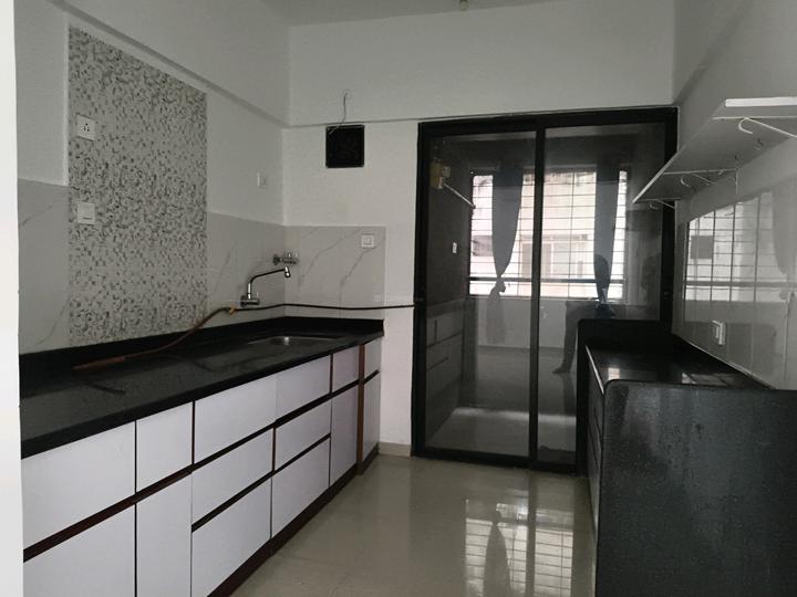 Saarrthi Shimmer And Shine II Main Image 1