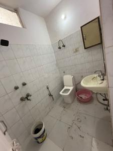 Bathroom Image of 1125 Sq.ft 1 BHK Apartment / Flat for rent in Chhattarpur New Delhi for Rs. 30000