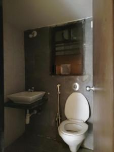 Common Bathroom Image of 670 Sq.ft 2 BHK Apartment / Flat for sale in Nicon Vista, Vasai East Vasai for Rs. 6000000