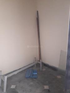 Bedroom Image of 1500 Sq.ft 4 BHK Apartment / Flat for rent in Clubview Enclave, Sector 29 Noida for Rs. 38000