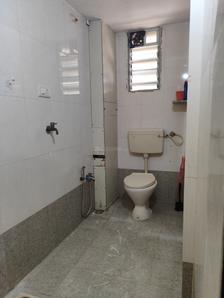 Bathroom Image of 680 Sq.ft 1 BHK Apartment / Flat for rent in KumKum Corner, Airoli Navi Mumbai for Rs. 35000