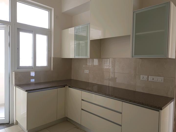 Vatika Sovereign Park Main Image 1