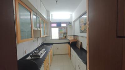 Kitchen Image of 950 Sq.ft 2 BHK Apartment / Flat for rent in Hiranandani Estate Avila, Hiranandani Estate Thane for Rs. 45000