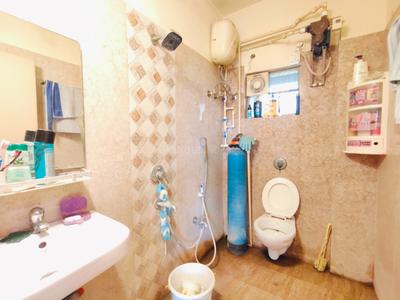 Bathroom Image of 1400 Sq.ft 3 BHK Apartment / Flat for sale in Rajwada Heights, Narendrapur Kolkata for Rs. 8000000