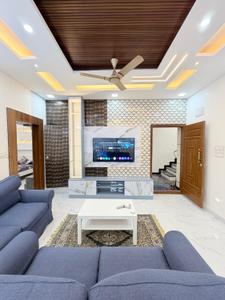 Hall Image of 1300 Sq.ft 2 BHK Apartment / Flat for rent in HBR Layout Bengaluru for Rs. 42000