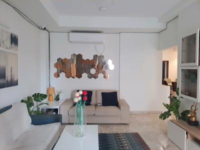 Living Room Image of 4200 Sq.ft 4.5 BHK Builder Floor for sale in SS Linden Residential Floors, Sector 84 Gurgaon for Rs. 44500000