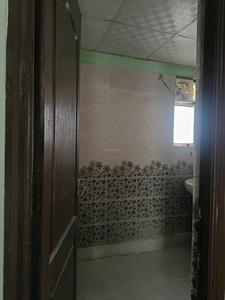 Common Bathroom Image of 1150 Sq.ft 2 BHK Apartment / Flat for sale in Builderflat, Chipiyana Buzurg Ghaziabad for Rs. 6200000