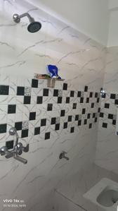 Bathroom Image of 1500 Sq.ft 2 BHK Builder Floor for rent in Air Force Area Gorakhpur for Rs. 6000
