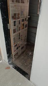 Bathroom Image of 496 Sq.ft 1 BHK Apartment / Flat for sale in Confiable Shastri Nagar Prerna CHSL, Goregaon West Mumbai for Rs. 10700000