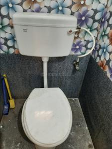 Bathroom Image of 970 Sq.ft 2 BHK Apartment / Flat for rent in Ramapuram Chennai for Rs. 25000