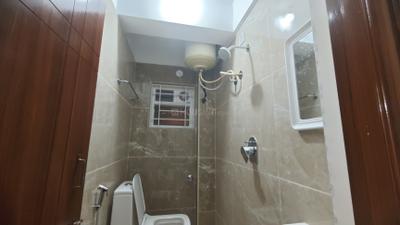 Bathroom Image of 550 Sq.ft 1 BHK Builder Floor for rent in Kudlu Gate Bengaluru for Rs. 26000