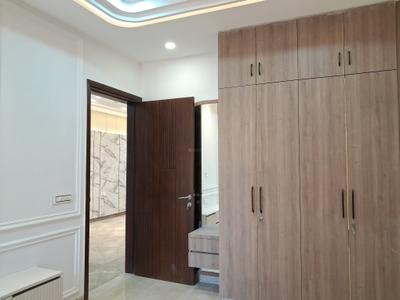 Bedroom Image of 1350 Sq.ft 3 BHK Builder Floor for sale in Paschim Vihar New Delhi for Rs. 25000000
