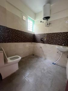 Bathroom Image of 700 Sq.ft 1 BHK Apartment / Flat for rent in Indira Nagar Bengaluru for Rs. 37000