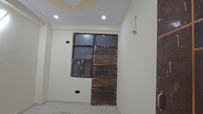 Bedroom Image of 450 Sq.ft 1 BHK Builder Floor for rent in Mayur Vihar Phase 1 New Delhi for Rs. 15500
