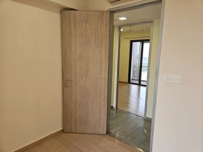 Bedroom Image of 1550 Sq.ft 2.5 BHK Apartment / Flat for sale in Lodha New Cuffe Parade, Sion Mumbai for Rs. 38000000