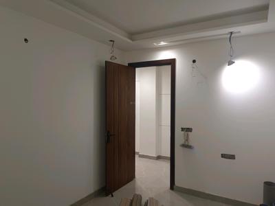 Bedroom Image of 1000 Sq.ft 3 BHK Builder Floor for sale in Mahavir Enclave New Delhi for Rs. 9000000