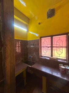 Kitchen Image of 950 Sq.ft 3 BHK Apartment / Flat for rent in Kamdahari Kolkata for Rs. 17000