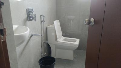 Image of 1210 Sq.ft 3 BHK Apartment / Flat for rent in Kondapur, Hyderabad for Rs. 45000