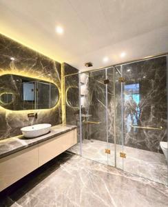 Bathroom Image of 1850 Sq.ft 3 BHK Builder Floor for sale in Greater Kailash I New Delhi for Rs. 61000000