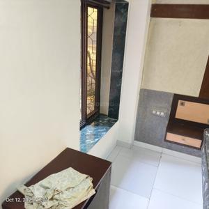 Bedroom Image of 900 Sq.ft 2 BHK Apartment / Flat for rent in Solomon Apartments, Pali Hill Mumbai for Rs. 135000