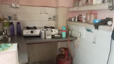Kitchen Image of 220 Sq.ft 1 RK Builder Floor for rent in Anand Vihar New Delhi for Rs. 10000