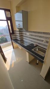 Kitchen Image of 372 Sq.ft 1 RK Apartment / Flat for rent in Sector 72 Noida for Rs. 12599