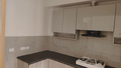 Kitchen Image of 1712 Sq.ft 3 BHK Apartment / Flat for rent in Smartworld Orchard, Sector 61 Gurgaon for Rs. 57000