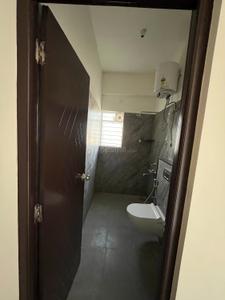 Bathroom Image of 750 Sq.ft 1 BHK Apartment / Flat for rent in Kadugodi Bengaluru for Rs. 20000