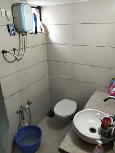 Bathroom Image of 1200 Sq.ft 3 BHK Duplex for rent in Narayan Gardens, New Alkapuri Vadodara for Rs. 50000