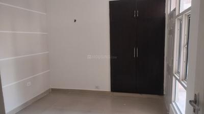 Bedroom Image of 930 Sq.ft 2 BHK Apartment / Flat for sale in Supertech Cape Town, Sector 74 Noida for Rs. 9600000