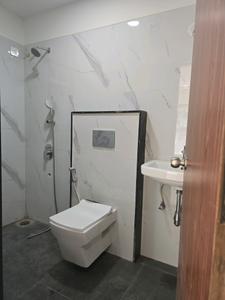 Common Bathroom Image of 3600 Sq.ft 4 BHK Apartment / Flat for sale in Juhu Mumbai for Rs. 116103000