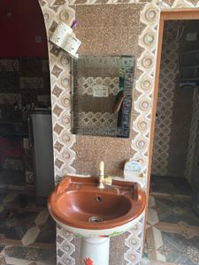 Bathroom Image of 800 Sq.ft 5 BHK Independent House for sale in Gumaniwala Rishikesh for Rs. 5500000