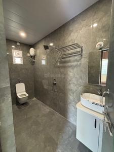 Bathroom Image of 2000 Sq.ft 3 BHK Independent House for rent in Omkar Nagar Nagpur for Rs. 28500