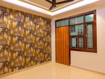 Bedroom Image of 675 Sq.ft 2 BHK Apartment / Flat for sale in Mahavir Enclave New Delhi for Rs. 5400000
