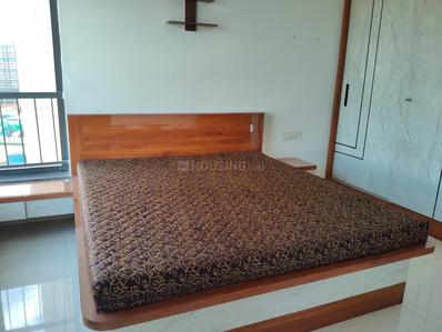 Bedroom Image of 1000 Sq.ft 2 BHK Apartment / Flat for rent in Runwal Seagull, Hadapsar Pune for Rs. 22000