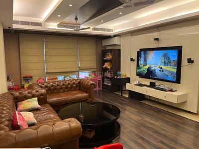 Hall Image of 4200 Sq.ft 4 BHK Builder Floor for sale in Maharani Bagh New Delhi for Rs. 225000000
