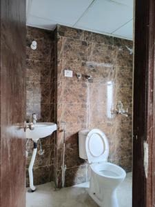 Bedroom One Image of 945 Sq.ft 3 BHK Apartment / Flat for rent in Amrapali Dream Valley 2, Noida Extension Greater Noida for Rs. 18500