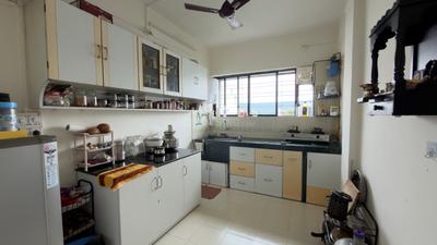 Kitchen Image of 950 Sq.ft 2 BHK Apartment / Flat for rent in Seema Garden, Kothrud Pune for Rs. 36000